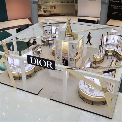 christian dior pop up shop|christian dior buy online.